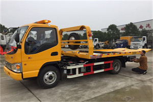 徐泾镇哪里有拖车服务